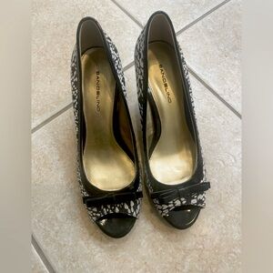 Bandolino Black and White Patterned Heels